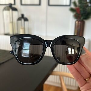 Women’s Gucci Sunglassses